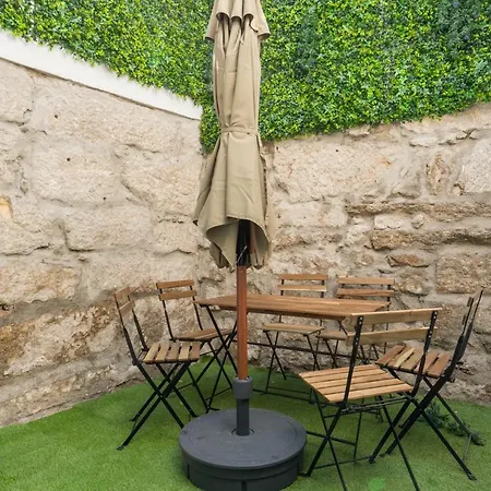 Apartment Calm Sunny House With Terrace Porto