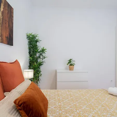 Calm Sunny House With Terrace Apartment